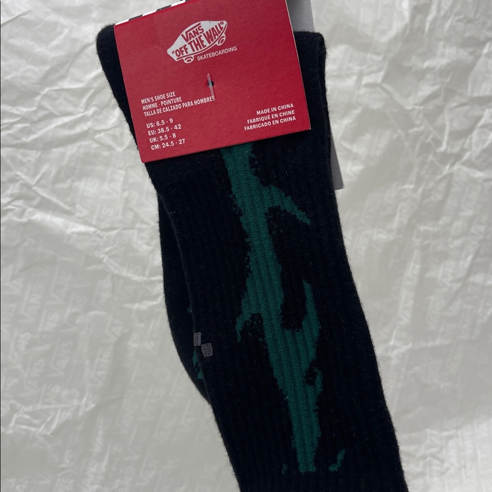 Vans Skate Thorn Crew Socks (1 pair)
Made to skate. - Picture 16 of 16